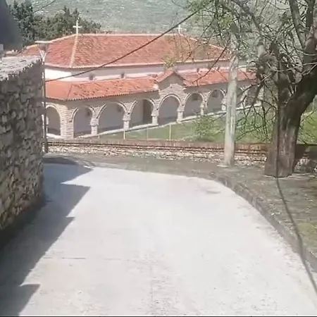 Sofia Comfort Апартаменты Nivice (Vlore)